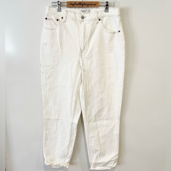 Abercrombie & Fitch Curve Love 90’s Straight Jean White - Picture 1 of 7